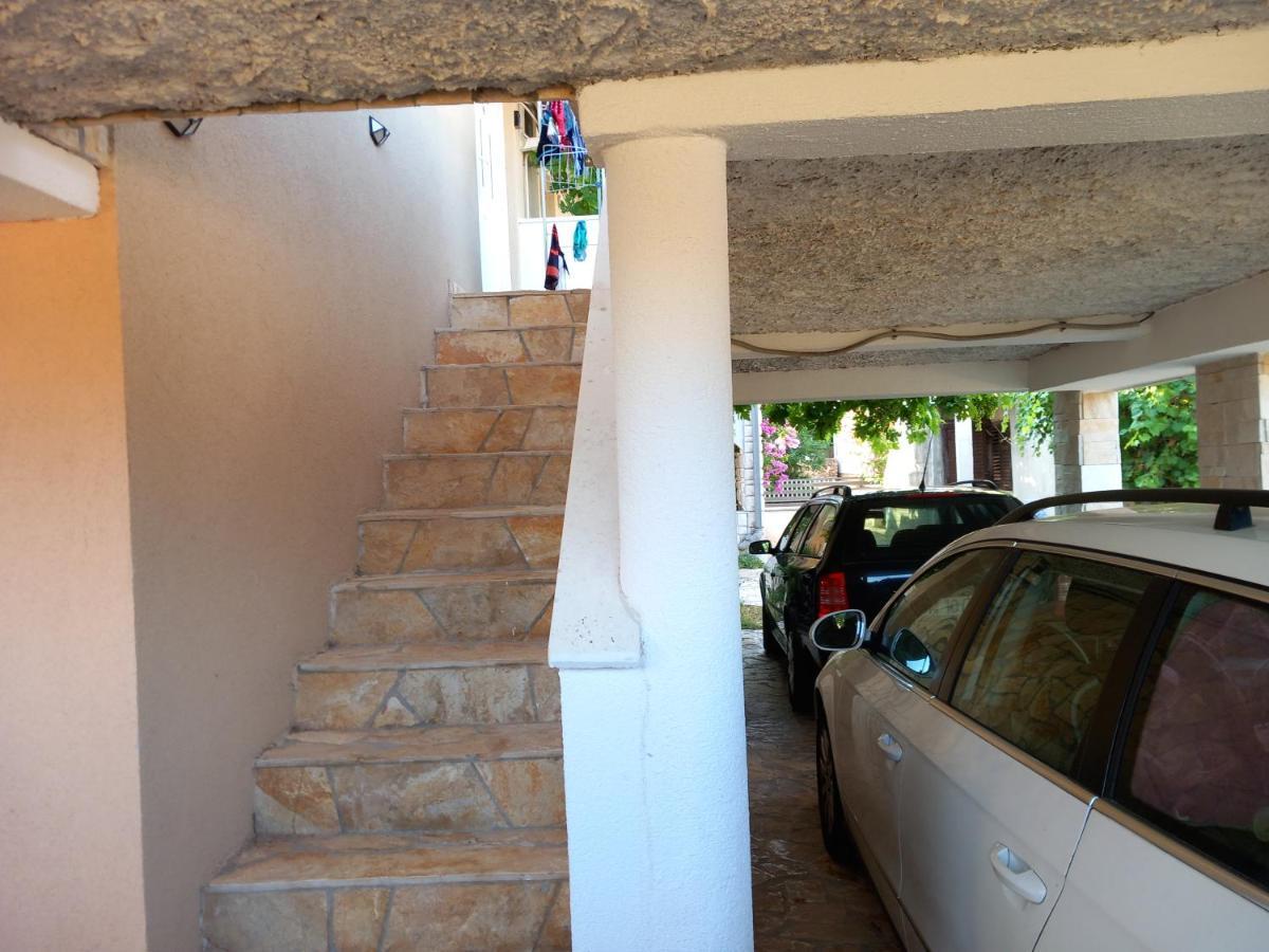 Familien Ferienhaus Vir Croatia 150M Strand Restaurant Einkaufen 외부 사진